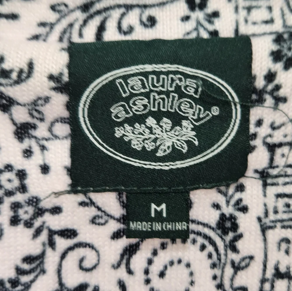 Laura Ashley pink black Paris theme 2pc. Pajamas set women's size Medium